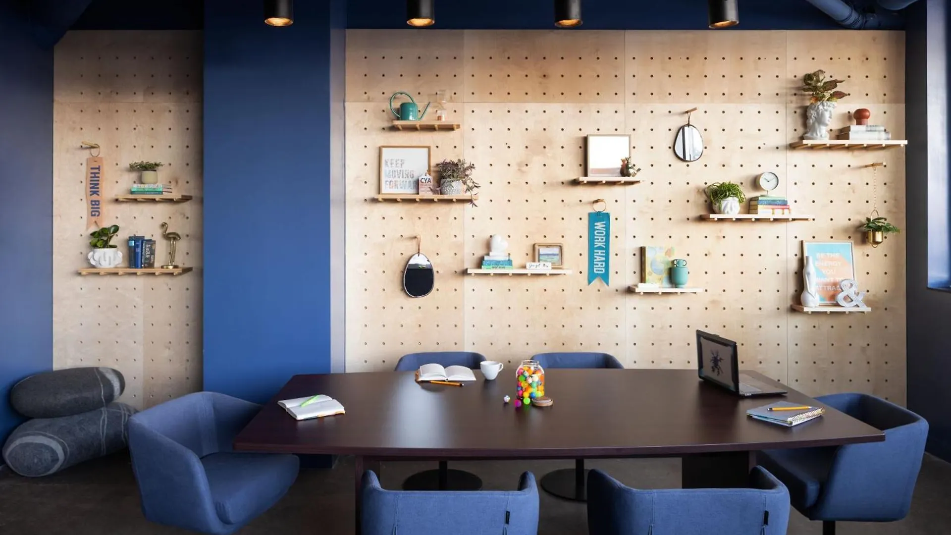 فندق Moxy Halifax Downtown 4*,  كندا
