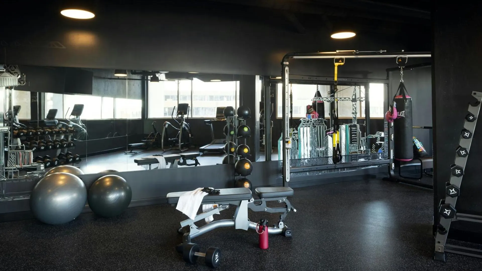 فندق Moxy Halifax Downtown 4*,  كندا